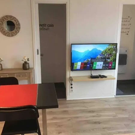 Studio Cosy Et Raffine En Hypercentre Reims Exterior photo